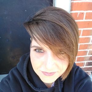 Meet your Posher, Dana